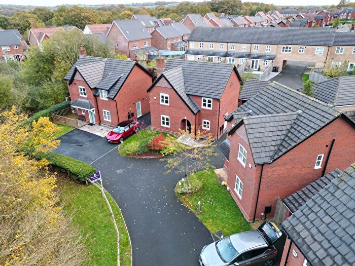 4 Bedroom Detached House For Sale In Range Drive, Standish, WN6