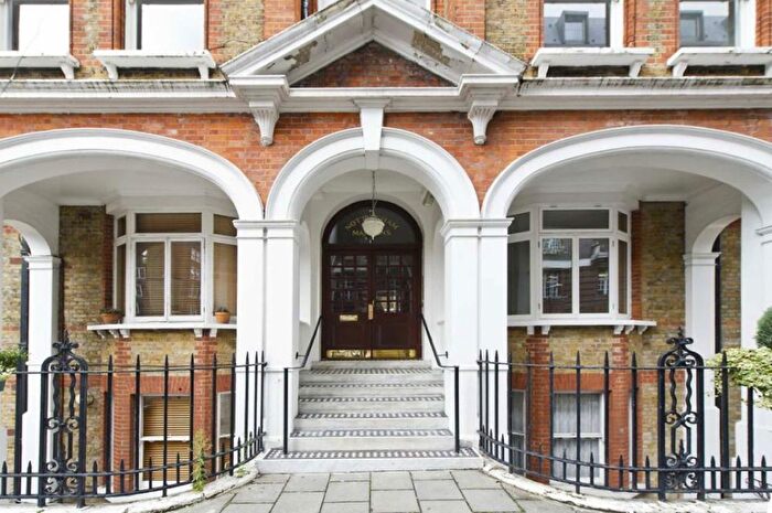 1 Bedroom Flat To Rent In Nottingham Street, Marylebone, W1U