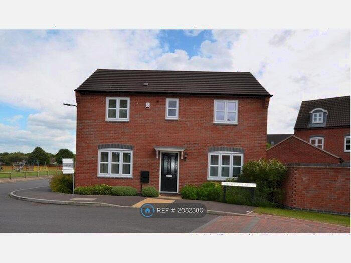 4 Bedroom Detached House To Rent In Chedworth Close, Peterborough, PE4