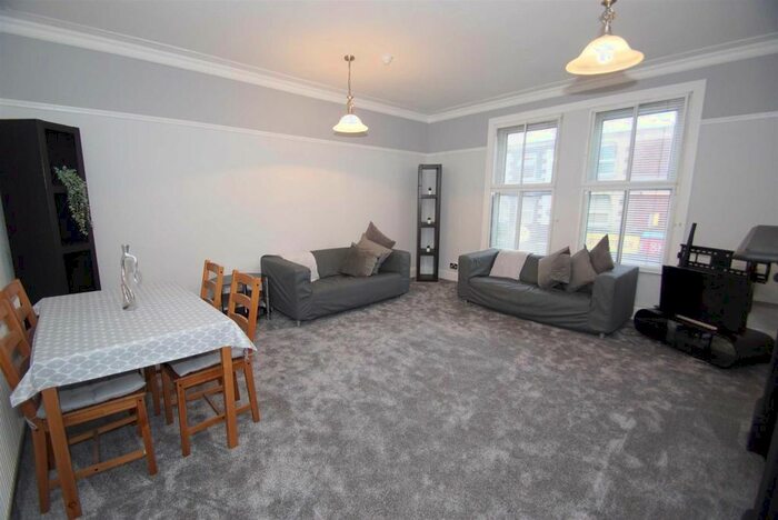 3 Bedroom Flat To Rent In Kirkstall Industrial Park, Kirkstall Road, Leeds, LS4