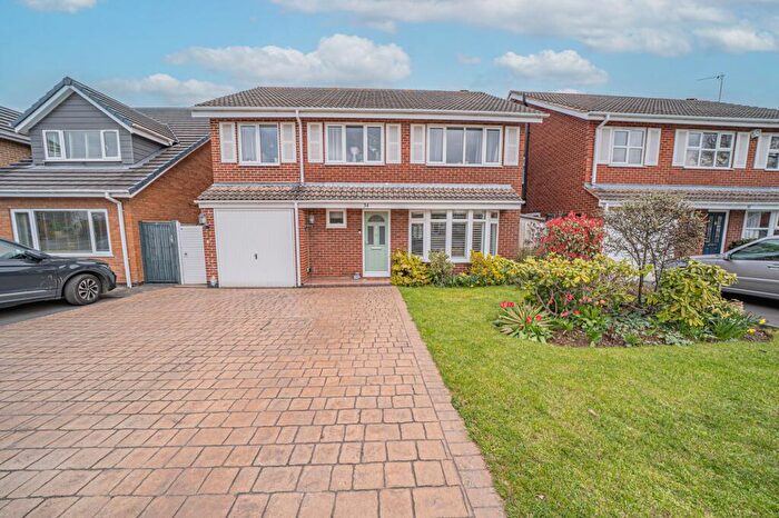 5 Bedroom Detached House For Sale In Purnells Way, Knowle, B93