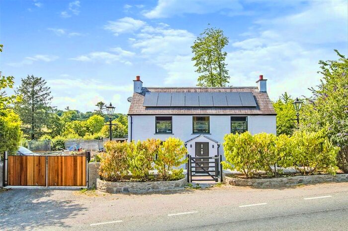 4 Bedroom Detached House For Sale In Cresselly, Kilgetty, Pembrokeshire, SA68