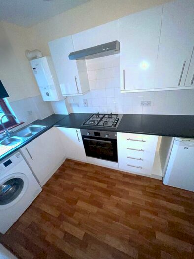 2 Bedroom Flat To Rent In Bloomfield Court, City Centre, Aberdeen, AB10