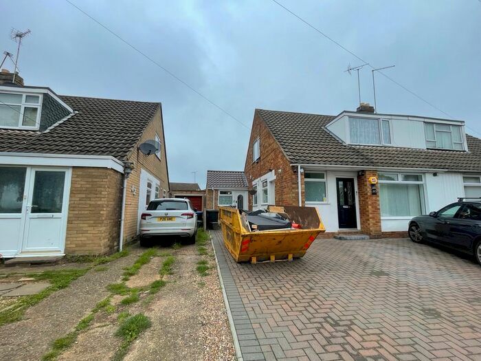 3 Bedroom Semi-Detached House To Rent In Spinney Hill Road, Northampton, NN3