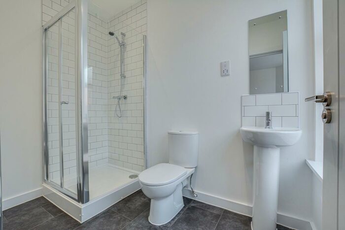 5 Bedroom Terraced House To Rent In Kelvin Grove, Liverpool, Merseyside, L8