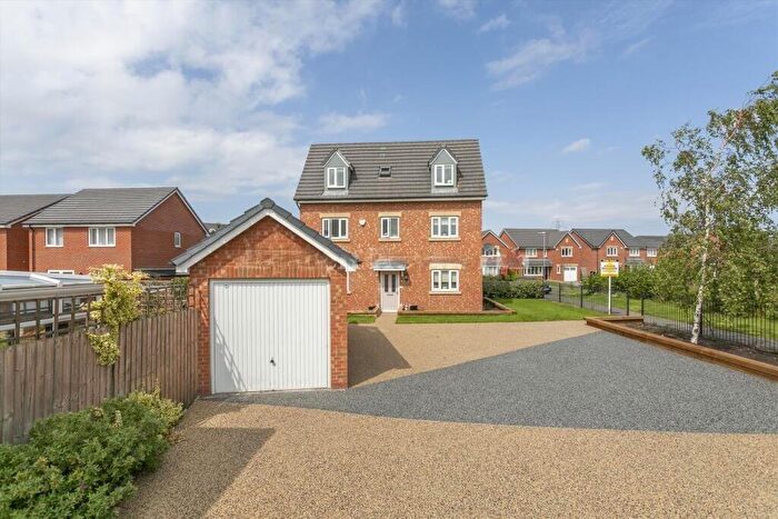 4 Bedroom Detached House For Sale In Pasture Close, Blackpool, FY4