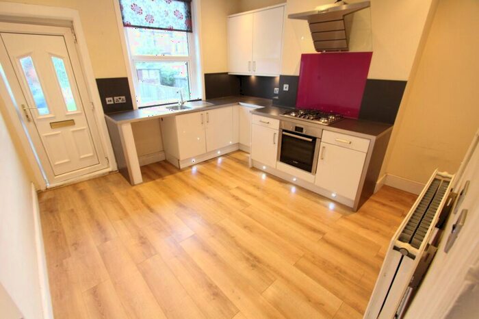 2 Bedroom Terraced House To Rent In Woodseats Road, Sheffield, S8