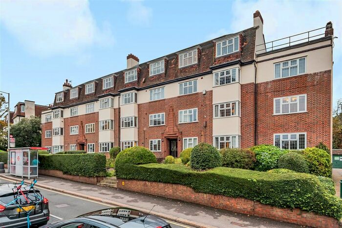 1 Bedroom Flat To Rent In St. Marks Hill, Surbiton, KT6