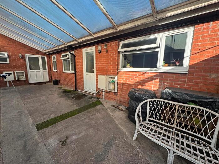 2 Bedroom Bungalow To Rent In Foleshill Road, Coventry, CV6