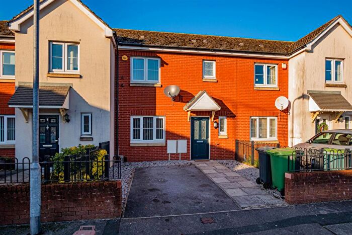 3 Bedroom House To Rent In Heol Layard, Tremorfa, CF24