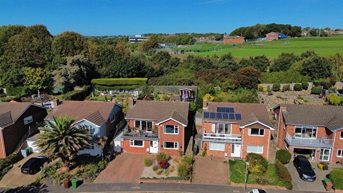 3 Bedroom Detached House For Sale In Park Avenue, Hastings, TN34
