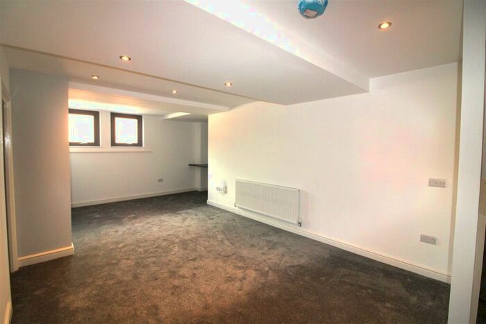 4 Bedroom Apartment To Rent In Flat, The Old Library, Carlton Road, Nottingham, NG3