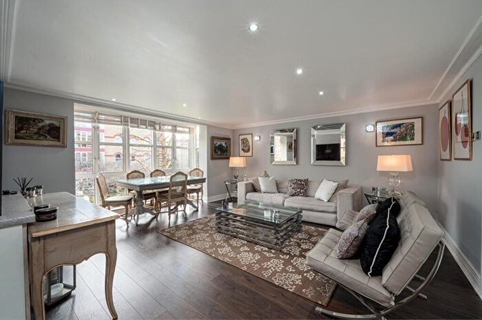 2 Bedroom Flat To Rent In Harrods Village, London, SW13