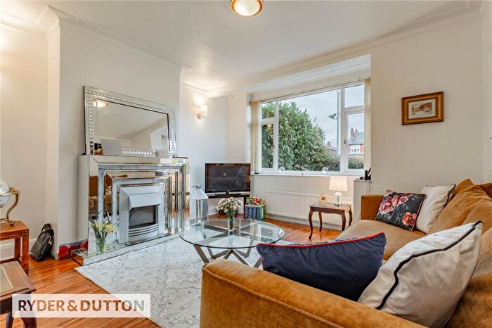 3 Bedroom Semi-Detached House For Sale In Trevor Drive, New Moston, Manchester, M40