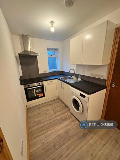 1 Bedroom Flat To Rent In Hill Lane, Southampton, SO15