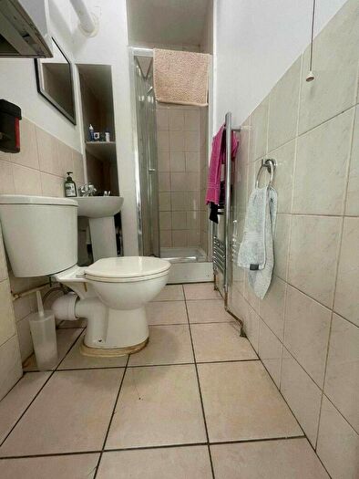 1 Bedroom Flat To Rent In Dover Road, London, E12