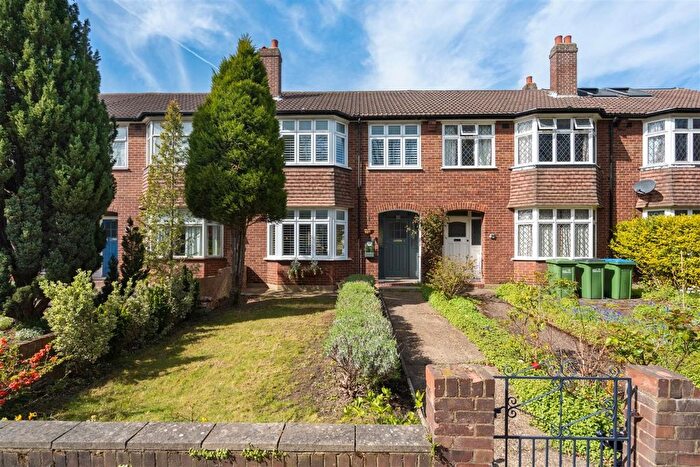 3 Bedroom Terraced House To Rent In Elderslie Road, London, SE9