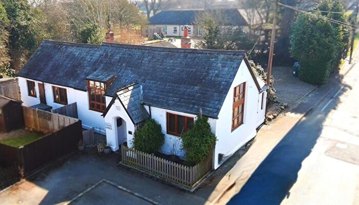 5 Bedroom Detached House For Sale In The Square, Akeley, MK18