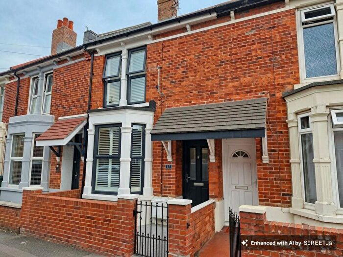 3 Bedroom Terraced House For Sale In Dunbar Road, Southsea, PO4