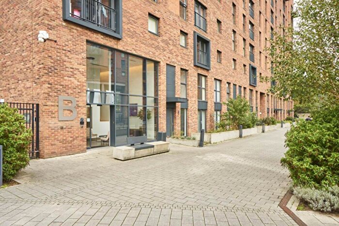 2 Bedroom Apartment For Sale In Ordsall Lane, Salford, M5