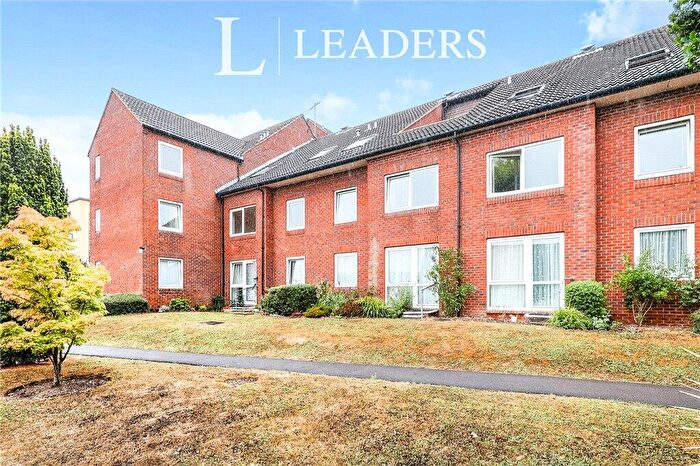 1 Bedroom Apartment For Sale In Hulbert Road, Waterlooville, Hampshire, PO7