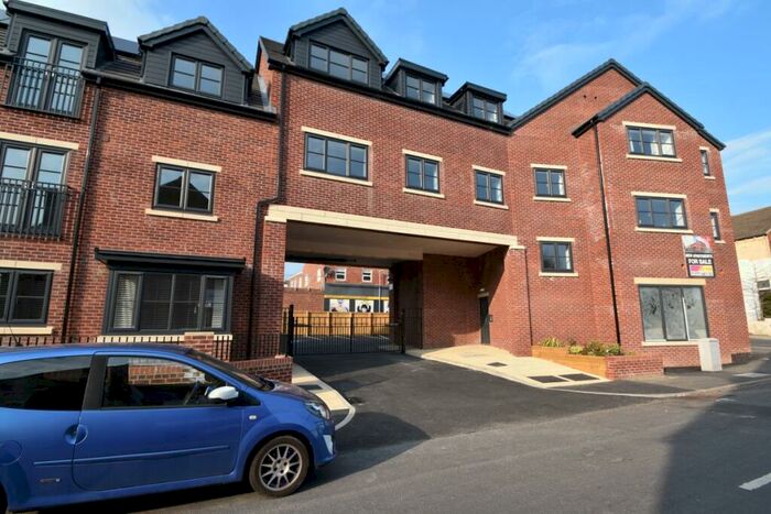 2 Bedroom Apartment To Rent In Beech Grove Avenue, Garforth, LS25