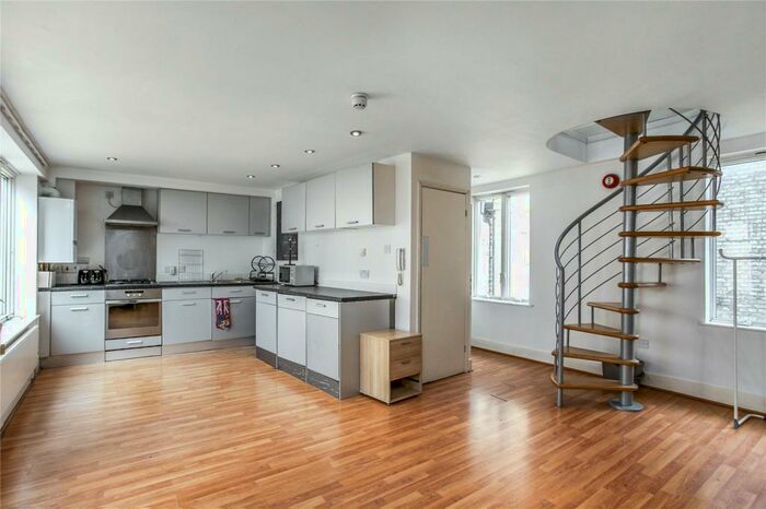 2 Bedroom Apartment To Rent In Rivington Street, Shoreditch, London, EC2A