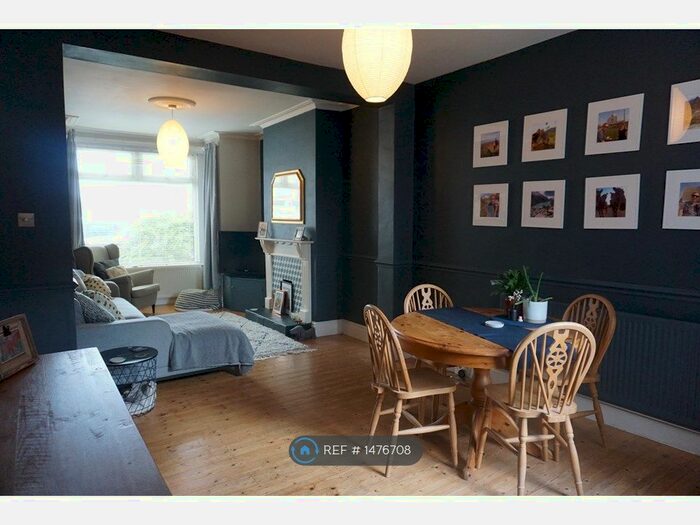 2 Bedroom Terraced House To Rent In Lightwoods Road, Smethwick, B67