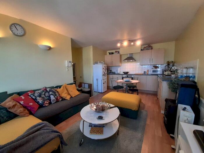 2 Bedroom Flat To Rent In The Vista Building, Calderwood Street, SE18