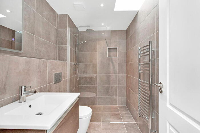 4 Bedroom Town House To Rent In Fir Hollow Gardens, Kenley, CR8