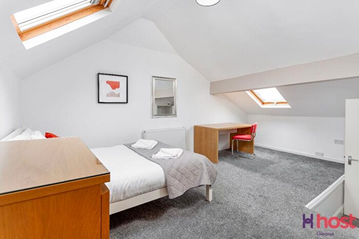 4 Bedroom Terraced House To Rent In Deane Road, Kensington, L7