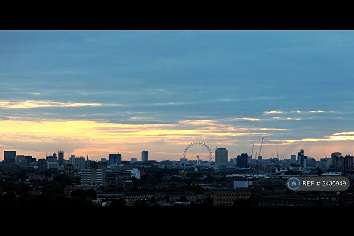 2 Bedroom Flat To Rent In Warndon Street, London, SE16