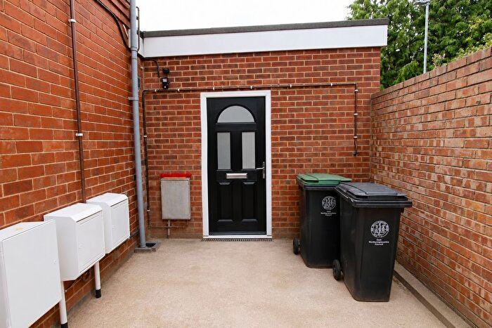1 Bedroom Flat To Rent In Birchall Road, Rushden, NN10