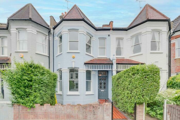 5 Bedroom House To Rent In Linzee Road Crouch End, N8