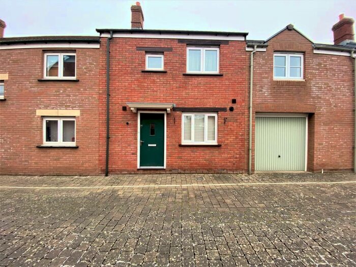 3 Bedroom Terraced House To Rent In Ewden Close, Swindon, SN1
