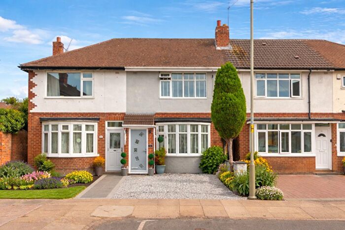 3 Bedroom Terraced House For Sale In Brackley Close, Leicester, LE4