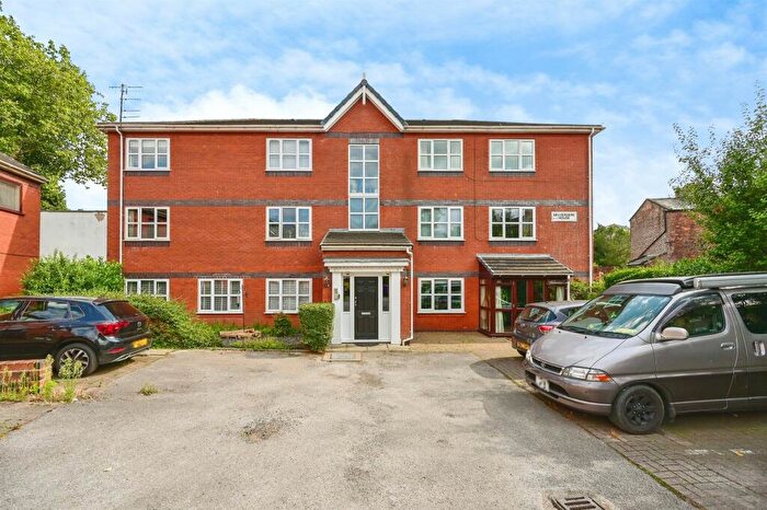 2 Bedroom Flat For Sale In Little Parkfield Road, Liverpool, L17