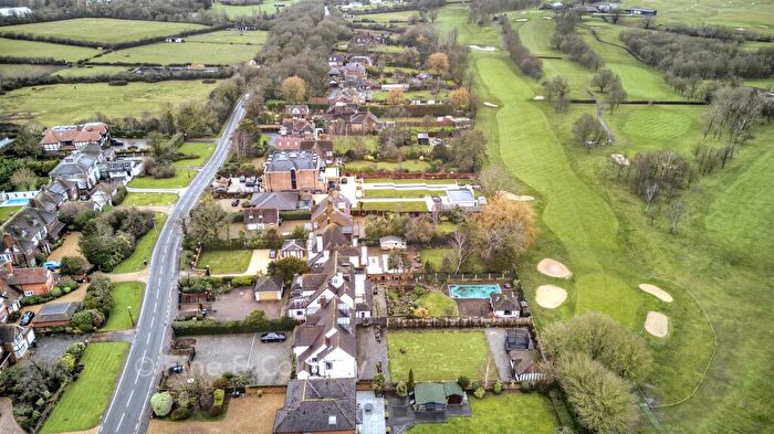 6 Bedroom Detached House For Sale In Bury Road, London, E4