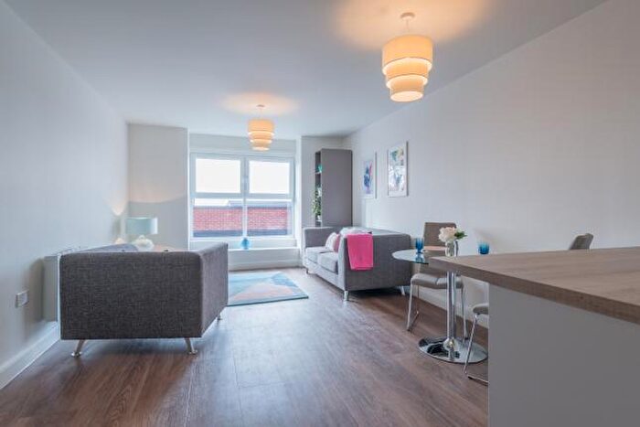 1 Bedroom Apartment To Rent In St. Johns Road, Leeds, West Yorkshire, LS3