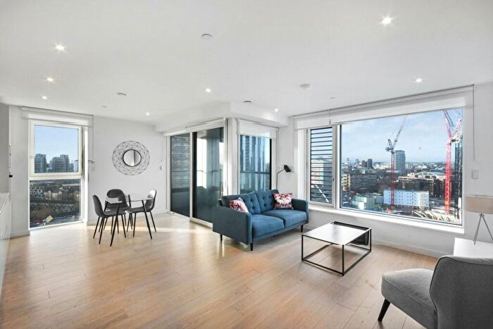 2 Bedroom Apartment To Rent In Hurlock Heights, Elephant Park, Elephant & Castles, SE17