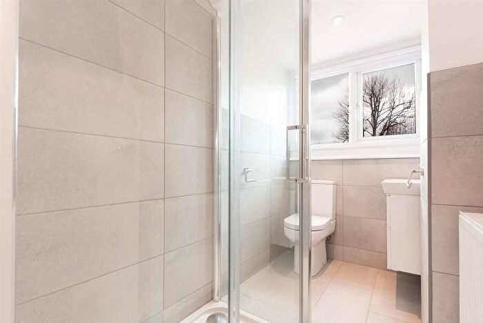 1 Bedroom Flat To Rent In Berkeley Road, Crouch End, N8