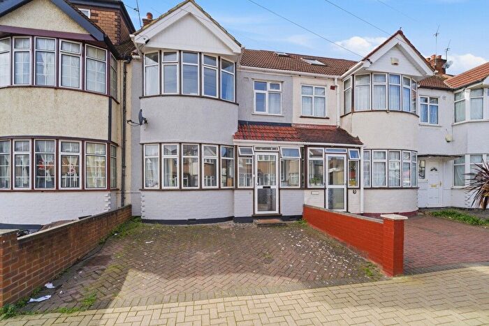 3 Bedroom Terraced House For Sale In Seaton Road, Wembley, HA0