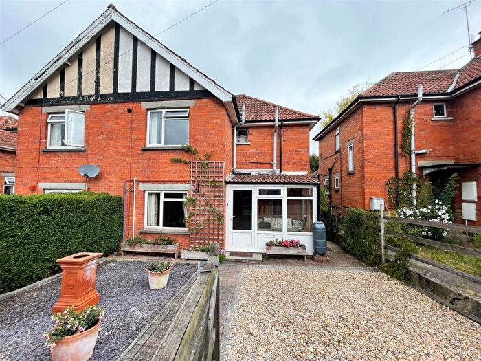 3 Bedroom Semi Detached House For Sale In Manor House Road, Glastonbury, BA6