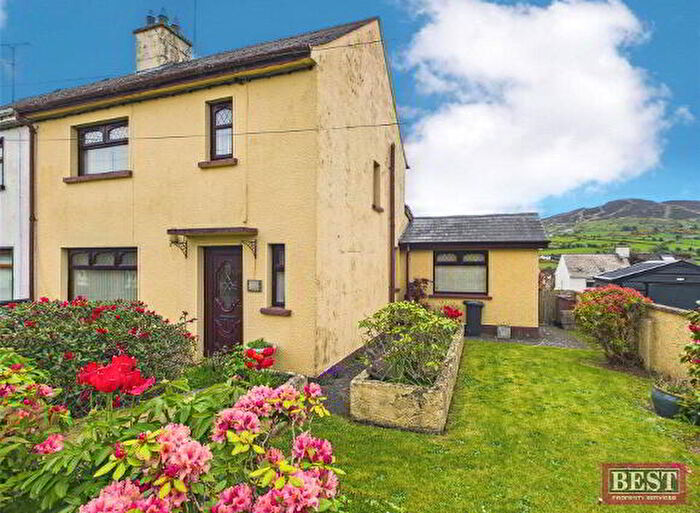 4 Bedroom Semi-Detached House For Sale In St. Malachys Park, Newry, BT35