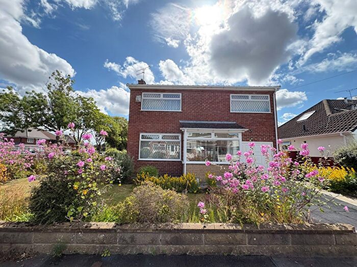4 Bedroom Detached House For Sale In Beaumont Drive, Aintree, L10