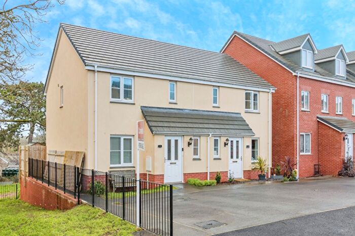3 Bedroom Semi Detached House For Sale In Sovereign Road, Newton Abbot, TQ12