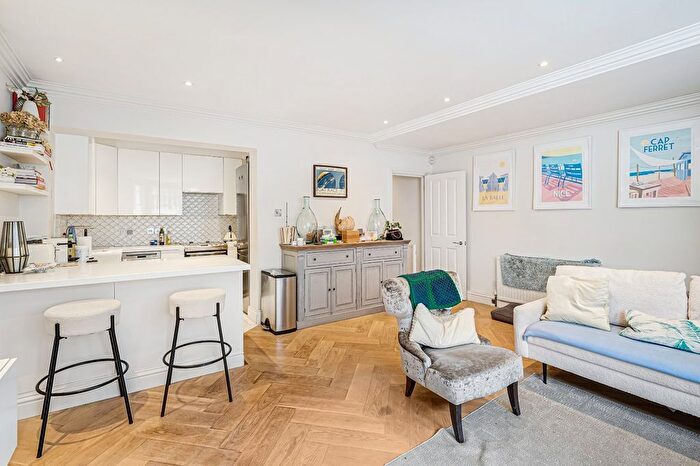 2 Bedroom Flat To Rent In Finborough Road, Chelsea Village, SW10