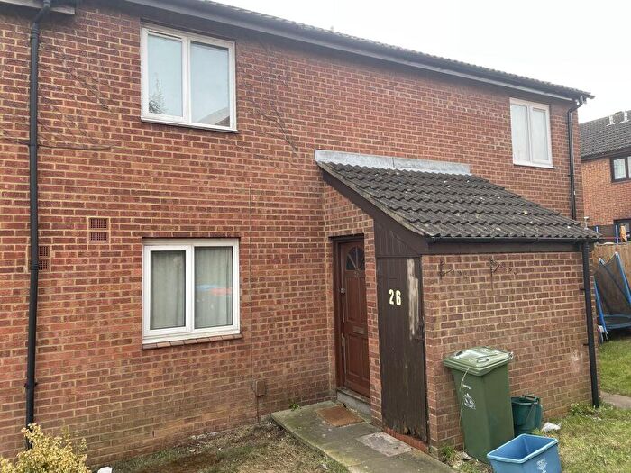 1 Bedroom Maisonette For Sale In Kercroft, Two Mile Ash, Milton Keynes, MK8