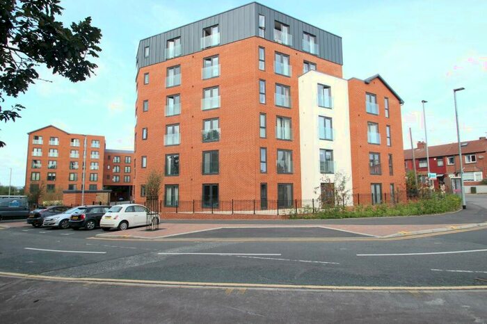 1 Bedroom Flat To Rent In Cross Green Lane, Cross Green, Leeds, West Yorkshire, LS9