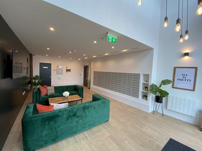 1 Bedroom Flat To Rent In Jesse Hartley Way, Liverpool, L3